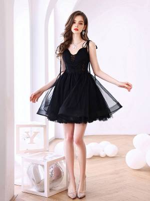 Black Tulle V-neck Short/Mini Cute Prom Homecoming Dress