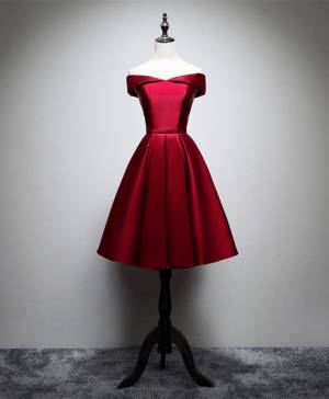 Burgundy Satin Short/Mini Simple Prom Homecoming Dress