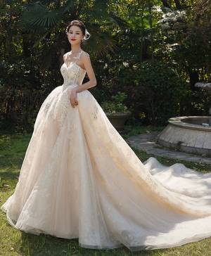 Amazing Straps Tulle Lace Sleeveless Mermaid Long Wedding Dress