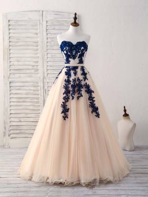 Elegant Tulle Sweetheart Prom Dress With Blue Lace Applique