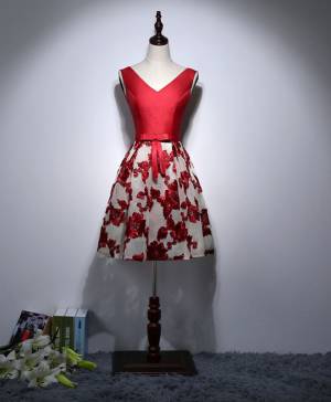 Red V-neck A-line Short/Mini Prom Homecoming Dress